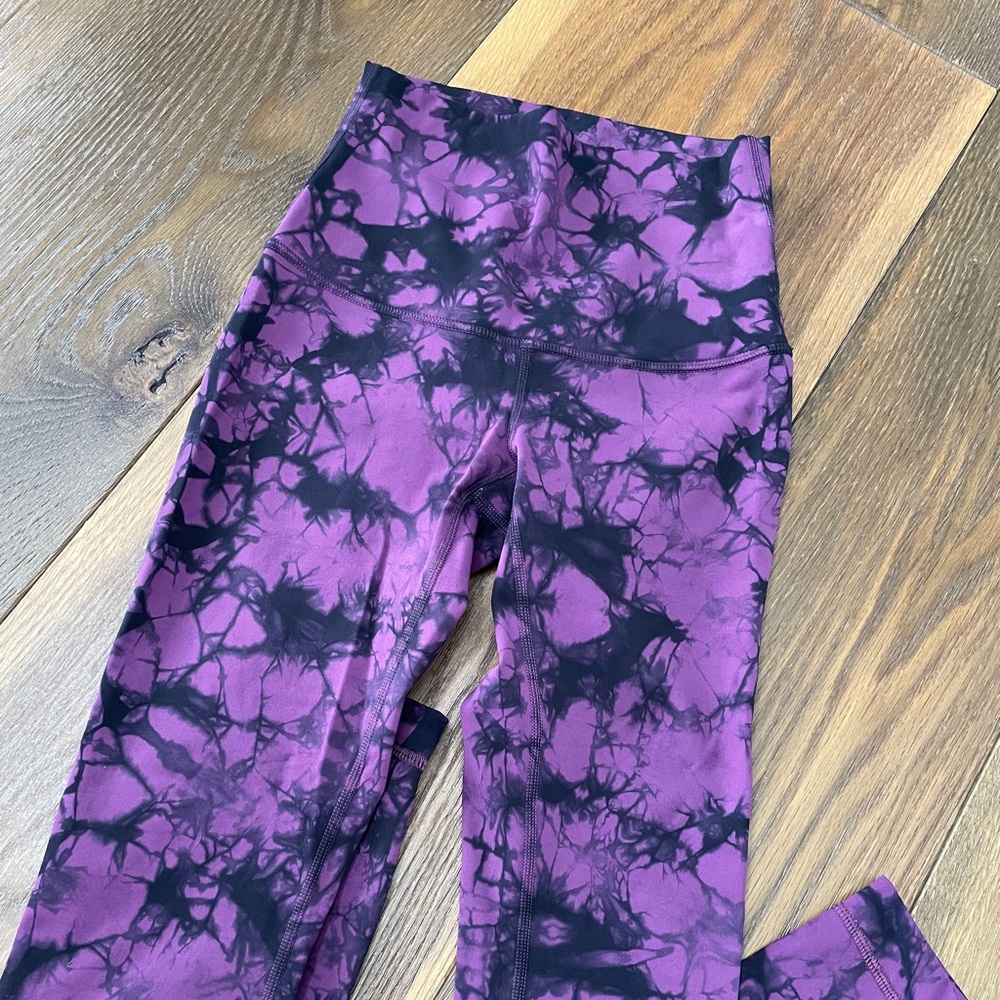 🍋TIE DYE LULULEMON WUNDER UNDER🍋